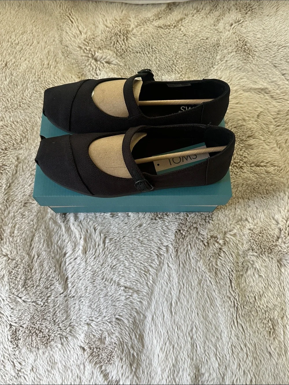 Toms Mary Jane Flats